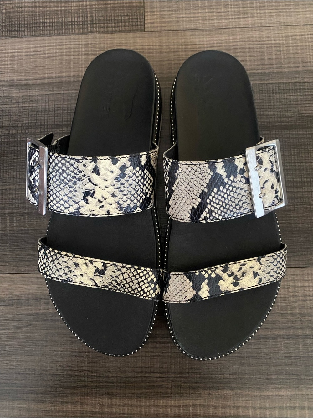 Sorel Roaming Platform Slide Sandal-7 Black/Beige W/Snake Print Detail EUC